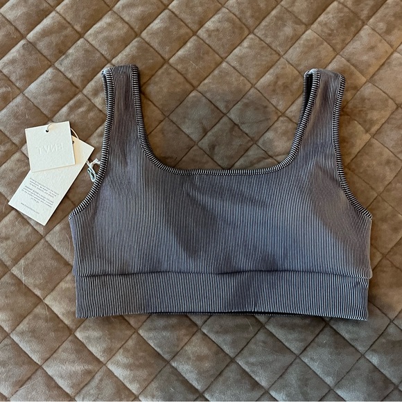 NWT Enavant ENVT Sports Bra Size S NEW - Picture 1 of 7